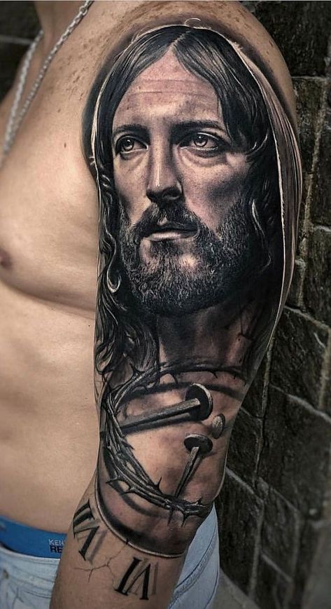 Jesus Tattoo On Arm, Jesus Tattoo Sleeve, Religious Tattoo Sleeves, Tato Realis, Tattoo Jesus, Jesus Christ Tattoo, Jesus Tattoo Design, Body Tattoo Design, Christian Sleeve Tattoo