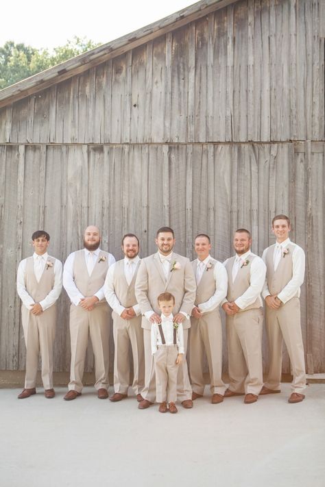 Farm Wedding Groom Attire, Groomsmen Attire Spring Wedding, Khaki Wedding Groomsmen, Tan Groomsmen Attire, Neutral Groomsmen Attire, Khaki Groomsmen Attire, Tan Groomsmen, Tan Suit Wedding, Rustic Groomsmen Attire