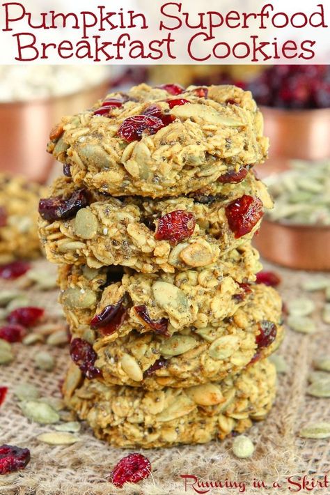 Pumpkin Breakfast Cookies, Oatmeal Pumpkin, Superfood Breakfast, Oatmeal Breakfast Cookies, Biscuits Diététiques, Breakfast Cookie Recipe, Pumpkin Breakfast, Pumpkin Seed Recipes, Breakfast Cookies Healthy