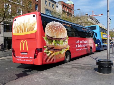 Bus Advertising Design, Bus Wrap Advertising, Transit Advertising, Bus Branding, Bus Advertising, Bus Design, Bus Wrap, City Bus, Creative Ads