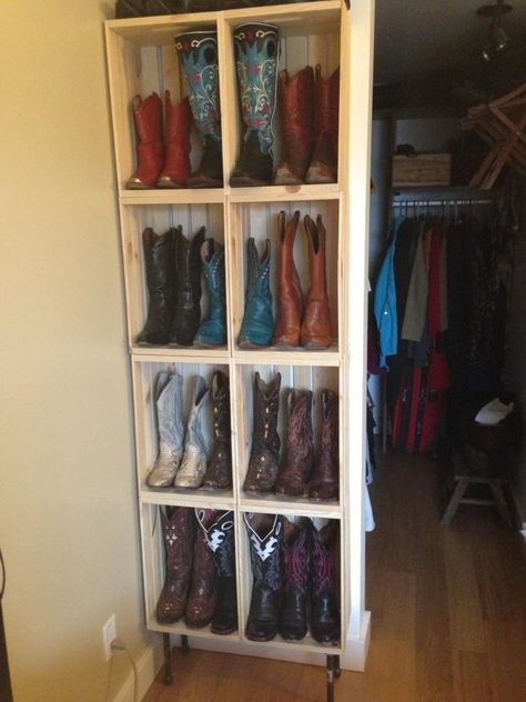 Cowboy Boot Storage, Shoe Storage Small Space, Boot Organization, Room Storage Diy, Boot Storage, Boot Rack, Casa Country, Cheap Storage, Laundry Room Storage