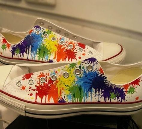 12 DIY Shoe Painting Ideas
Have you ever looked through your shoes and wished they were more exciting? Have you ever wondered if you could paint your shoes to give them a new lease of life? Well, the answer is yes you can, and you have definitely come to the right place. In this article, I’ll present 12 awesome DIY Shoe Painting Ideas suitable for beginners and more advanced crafters alike. Shoe Painting Ideas Vans, Canvas Shoes Diy, Sharpie Shoes, Shoe Painting, Teacher Shoes, Painted Converse, Converse Wedding Shoes, Painted Shoes Diy, Custom Sneakers Diy