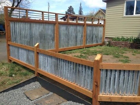 15 Most Attractive Corrugated Metal Fence Inspirations for Amazing Exterior Diy Fences, Galvanized Fence, Ac Screen, Cheap Privacy Fence, Corrugated Metal Fence, Privacy Fencing, Diy Privacy Fence, Landscape Stairs, Metal Fence Panels