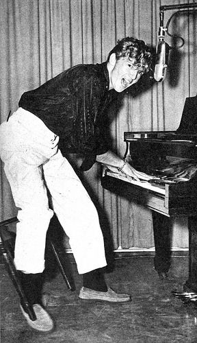 jerry lee lewis 1958 | Flickr - Photo Sharing! 50s Rock And Roll, 50s Music, Jerry Lee Lewis, Jerry Lee, Jerry Lewis, Chuck Berry, Rock N Roll Music, Rock N’roll, Rock Legends