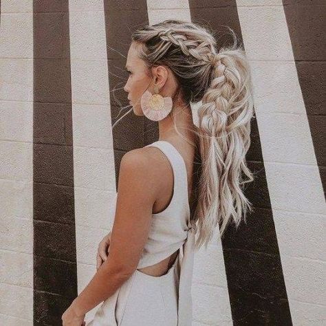 Summer Ponytail Hairstyles, Hairstyles Buns, Wedding Ponytail Hairstyles, Summer Ponytail, Wedding Ponytail, Wand Hairstyles, High Ponytail Hairstyles, Tousled Hair, Shaved Sides