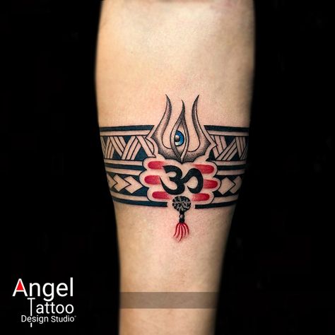 Call 8826602967 for tattoo appointment & enquiry #armbandtattoo #armbandtattoos #bandtattoos #armbandstencils Shiva Trishul Tattoo, Indian Tattoo Design, Wrist Band Tattoo, Band Tattoos For Men, Trishul Tattoo Designs, Trishul Tattoo, Tattoo Band, Tattoo Design For Hand, Armband Tattoos