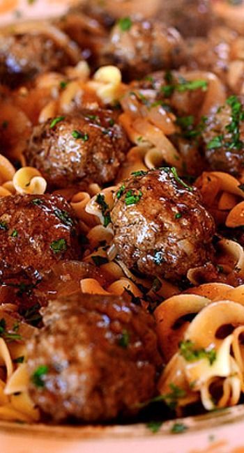 Salisbury Casserole, Meatballs And Noodles, Salisbury Steak Meatballs, Healthy Obsession, Steak Sandwiches, Meat Meals, Steak Dishes, Salisbury Steak Recipes, Venison Recipes