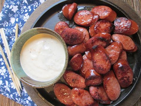 Keilbasa Breakfast, Kielbasa Appetizer, Sausage Appetizers, Barefoot Contessa Recipes, Mustard Dip, Cheesy Chicken Enchiladas, Ina Garten Recipes, Xmas Dinner, Kielbasa