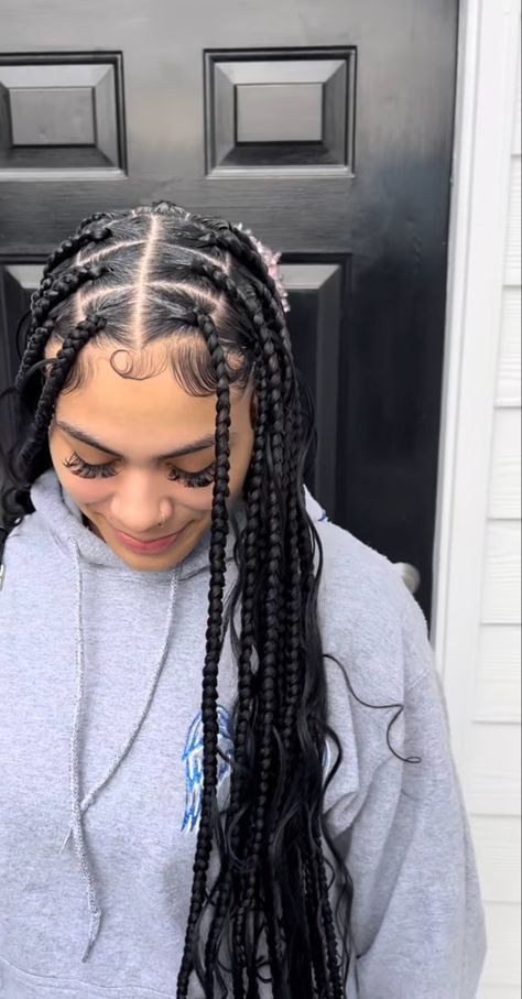 Box Braids Puerto Rican, Mexican Box Braids, Braids For Puerto Rican Hair, Braids On Mexican Hair, Box Braids On Latinas, Dominican Braids, Hispanic Braids, Braids For Mexican Women, Braids Mexican