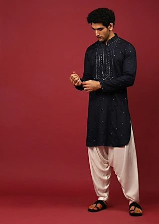 Traditional Indian Mens Clothing, Kurta Designs Men's, Pathani For Men, Pathani Suit, Latest Kurta Designs, Mens Traditional Wear, Indian Wedding Clothes For Men, Placket Design, Sherwani For Men Wedding