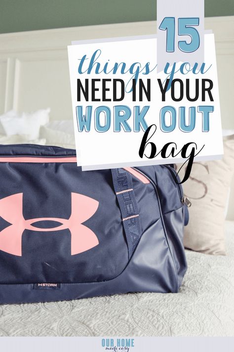 Gym Bag Essentials Mens, Gym Bag Essentials List, Workout Bag Essentials, Gym Bag Essentials Women, Gym Bag Organization, First Time Gym, Girls Gym Bag, Morning Gym, Womens Gym Bag