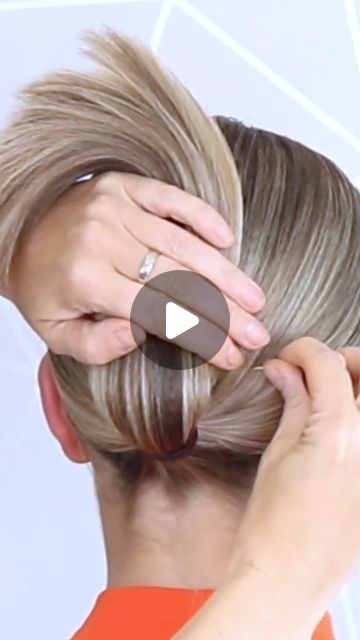 Hairstyle Ideas on Instagram: "Elegant Chignon bun" Chignon Bun, Chignon Hair Pin, French Bun Tutorial, Low Bun Updo Tutorial, Cute Low Bun Hairstyles, Low Chignon Bun, Elegant Chignon, Chignon Simple, Bun Hair Piece