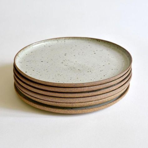 Roasted Almond, Almond Color, Keramik Design, Pasta Bowl, Ceramic Dinnerware, Diy Pottery, Ceramics Ideas Pottery, Pottery Plates, Ceramic Tableware