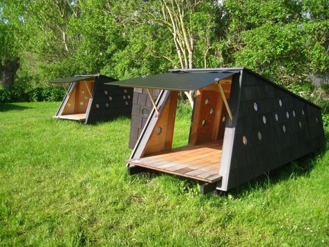 Small House Inspiration, Shelter House, Tiny Cabins, Micro House, Modern Tiny House, Tiny Cabin, Tiny House Cabin, Cabin Design, Eco House