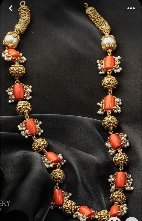 Coral Jewelry Set Pearl, Coral Gold Jewellery, Coral Necklace Designs, Coral Jewelry Indian Gold, Victorian Jewelry Necklace, Coral Jewelry Set, Wedding Jewelry Sets Bridal Jewellery, Neck Pieces Jewelry, Gold Jewelry Outfits