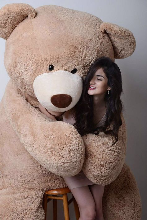 Big Stuffed Bear, Huge Teddy Bears, Big Stuffed Animal, Teddy Girl, Big Teddy Bear, Teddy Bears Valentines, Teddy Bear Girl, Bear Photos, Girls Dp Stylish