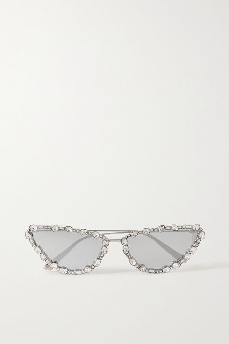 Dior's 'MissDior' sunglasses are embellished with sparkling Swarovski crystals that catch the light from every angle. They’re made from lightweight silver-tone metal with elegant cat-eye frames. Store yours in the protective case between uses. Silver Eye Glasses, Elegant Sunglasses Classy, Rhinestone Glasses, Dior Frames, Elegant Sunglasses, Swarovski Sunglasses, Dior Eyewear, Elegant Cat, Luxury Glasses