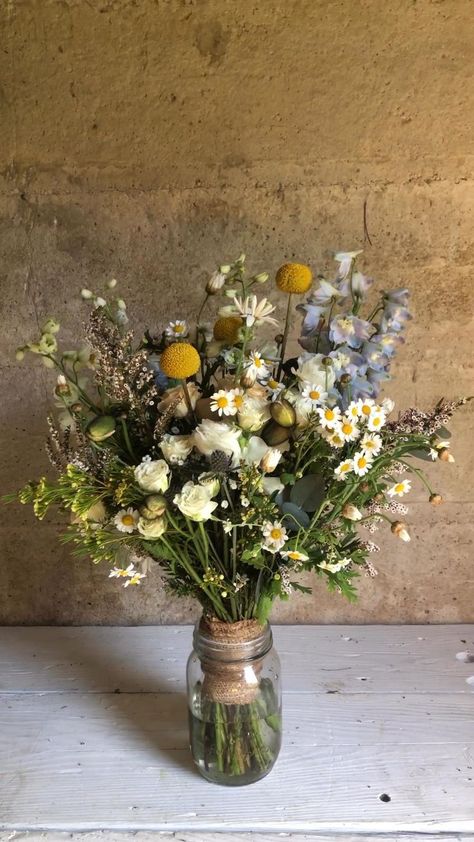 Fall Wildflower Bridesmaid Bouquet, Wild Flower Bouquet Wedding Wildflowers Wildflower Centerpieces, Provence Wedding Flowers, Wild Flower Wedding Arrangements, Simple Wild Flower Bouquet, Wild Flowers Arrangements, Wild Flowers Bouquet Wedding, Wild Flowers Wedding Bouquet, Wildflower Floral Arrangements