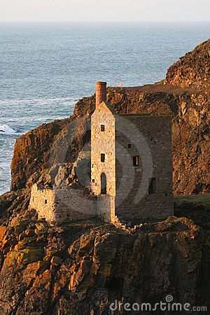 Detail of 'The Crowns' tin mine engine house, Botallack, Cornwall. Photographed in late afternoon sunlight. Cornish Coastline, Cornwall Cliffs, Cornish Tin Mines, Cornwall Penzance, Fowey Cornwall, Engine House, Ancient Buildings, Cornwall England, Late Afternoon