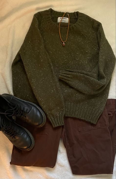 Brown And Forest Green Aesthetic, Forest Green Sweater Outfit, Green Knit Sweater Outfit, Forest Academia, Sweater Aesthetic, Sweater Season, Mens Casual Dress Outfits, Fall Sweater, Simple Trendy Outfits