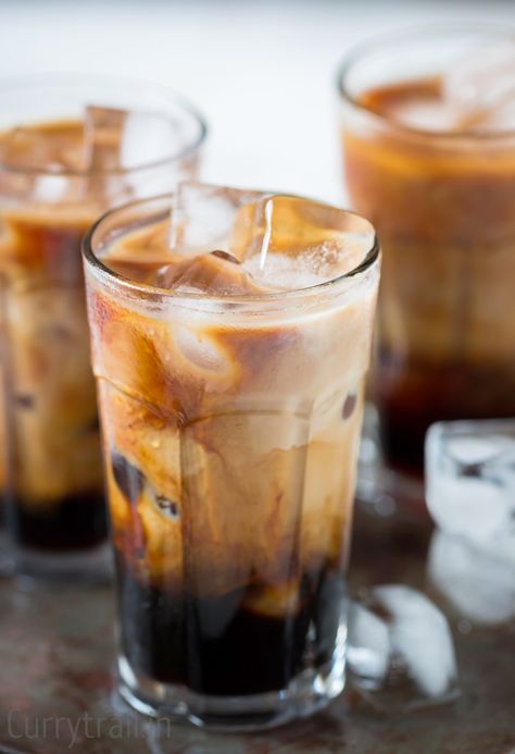 Chilled glasses with iced coffee Homemade Iced Coffee, Best Iced Coffee, Cold Coffee Recipes, Iced Coffee At Home, How To Make Ice Coffee, Ice Coffee Recipe, Iced Latte, Cold Coffee, Cold Brew Coffee