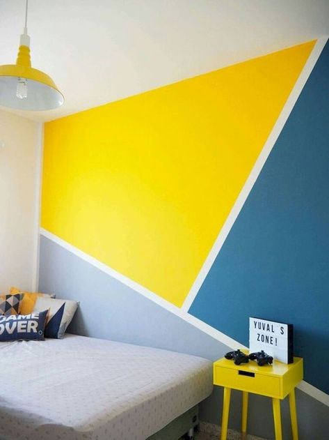 We'll be the first to admit that waking up early and leaving a cozy bed isn't always fun, but creating a bedroom that's energizing and mood-boosting can make it a whole lot easier Diy Wall Painting Ideas Creative, Geometric Wall Paint, Wall Paint Patterns, Painting Table, Paint Bedroom, Creative Wall Painting, Painting Bedroom, Diy Wall Painting, Diy Wand