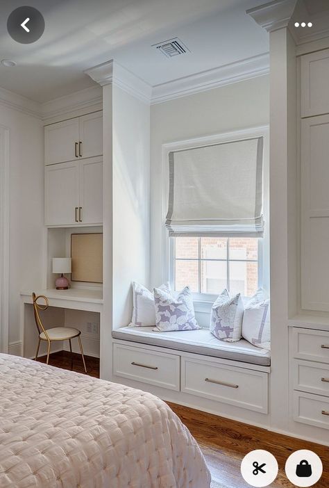 Window Built Ins With Bench Bedroom, Corner Window Ideas Bedroom, Bedroom Built In Window Seat, Window Seat Furniture, Dressing Room Window Seat, Window Bench In Bedroom, Bedroom Built In Around Window, Seat By Window Bedrooms, Seat Window Bedroom