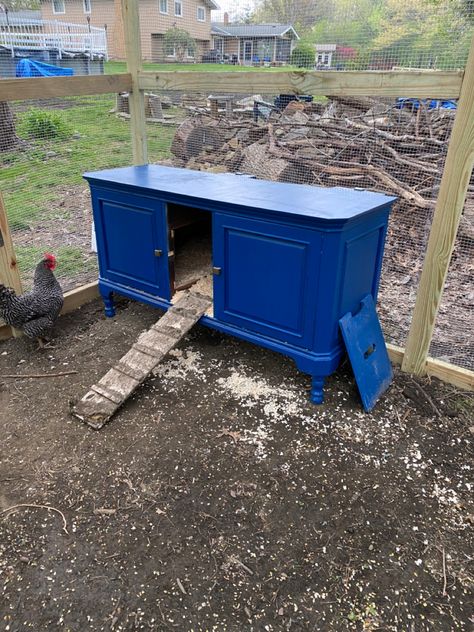 We turned an old entertainment center into a Hen House for our backyars chicken coop! Chicken Coop Dresser Diy, How To Make A Small Chicken Coop, Mini Chicken Coop Ideas, Diy Hen House Simple, Diy Tiny Chicken Coop, Chicken Coop Out Of Dresser, Chicken House Ideas Buildings Easy Diy, Chicken Huts Hen House, Dresser Into Chicken Coop