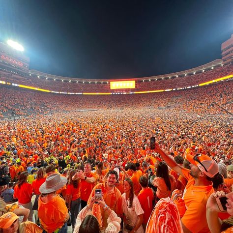 University If Tennessee, University Tennessee Knoxville, University Of Tennessee Knoxville, Tennessee College, University Of Tennessee Aesthetic, Tennessee Vols, Tennessee College Football, U Of Tennessee, Univ Of Tennessee