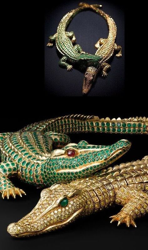 "Maria Felix’s gold crocodile necklace by Cartier is set with emeralds and yellow diamonds; the crocodiles are entirely articulated with interior armatures. The design is also credited to Gabriel Raton by Hans Nadelhoffer. When the jewel was complete Félix was so delighted with the results she offered a champagne toast to all the craftsmen at Cartier who worked on it." Crocodile Necklace, Jewelry Magazine, Yellow Diamonds, Champagne Toast, Crocodiles, Movie Review, Nature Inspired Jewelry, Original Jewelry, Fantasy Jewelry