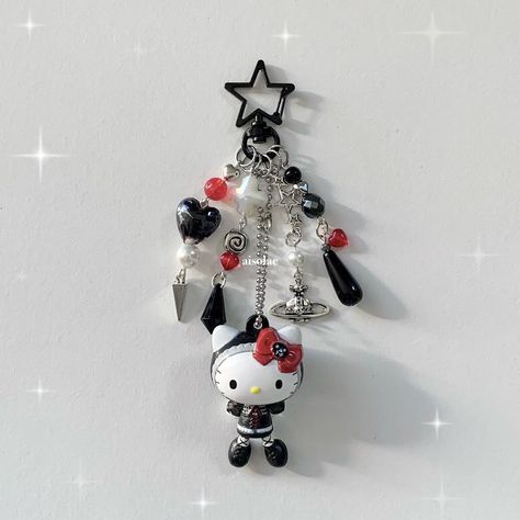 Chains Aesthetic, Red Keychain, Star Keychain, Hello Kitty Keychain, Black Keychain, Hello Kitty Rooms, Hello Kitty Jewelry, S Aesthetic, Hello Kit