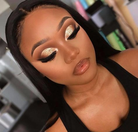 Black Bridal Makeup, Maquillage Yeux Cut Crease, Birthday Makeup Looks, Gold Makeup Looks, Glitter Makeup Looks, Prom Eye Makeup, Prom Makeup Looks, Warrior 2, Makeup For Black Skin