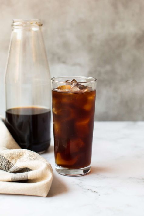 Make Iced Coffee At Home, Brew Coffee Recipe, Cold Brew Coffee At Home, Best Cold Brew Coffee, Make Iced Coffee, Make Cold Brew, Cold Brew Coffee Recipe, Cold Brew Coffee Concentrate, Organic Coffee Beans