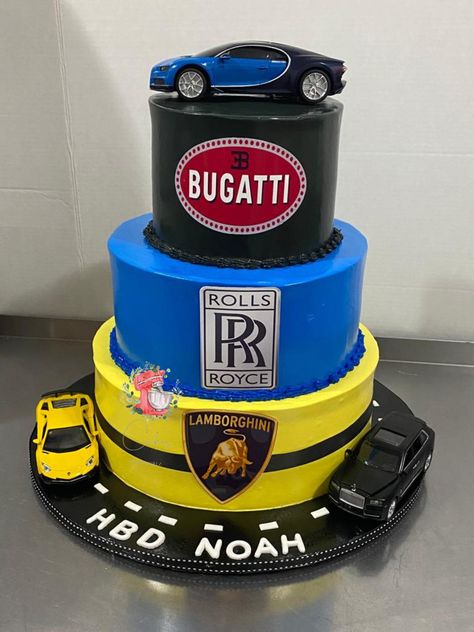 Forza Horizon Birthday Cakes, Bugatti Birthday Party Ideas, Lamborghini Birthday Party Ideas, Lamborghini Cakes For Boys, Car Theme Cake For Men, Lamborghini Car Cake, Bugatti Cake, Lamborghini Cake, Car Cakes For Boys