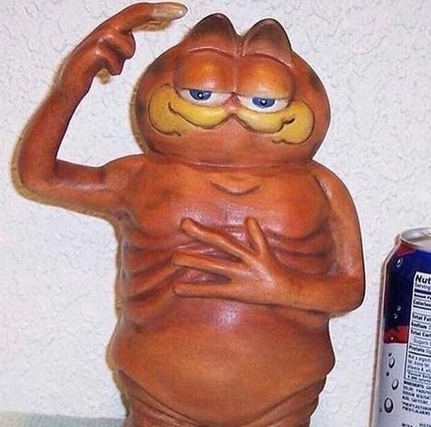 Cursed Garfield, Cursed Image, Weird Images, Quality Memes, The Deep, Yum Yum, Reaction Pictures, Spooky Season, Dankest Memes