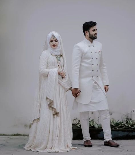 Nikkah Outfits For Bride, Muslim Groom Outfit For Nikah, Muslim Nikkah Dresses, Muslim Groom Outfit, Muslim Wedding Dresses Indian, Muslim Nikah Dresses, Nikkah Couple, Muslim Engagement Dress, Muslim Bride Dress