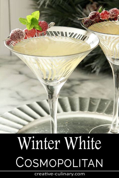 Winter White Cosmopolitan, White Cosmopolitan, Nye Drinks, Cosmopolitan Cocktail Recipes, Cosmopolitan Cocktails, Cranberry Martini, Cosmopolitan Recipe, Hard Drinks, Cosmopolitan Cocktail