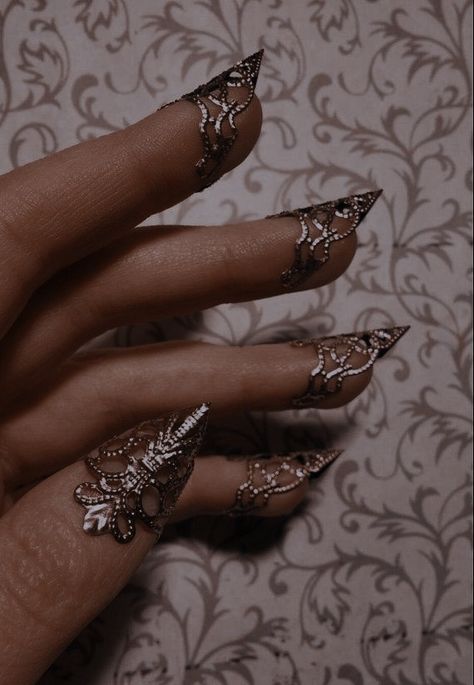 Dragon Armour, Armour Ring, Claw Rings, Erika Fane, Drop Down Bar, Rings Etsy, A Court Of Wings And Ruin, Claw Ring, Beautiful Dragon