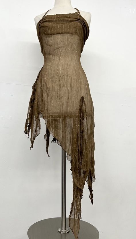 Tree Fashion Design, Artistic Dress Fashion, Torn Dress Aesthetic, Burnt Clothing, Swamp Aesthetic Clothes, Solar Punk Outfit, Burnt Clothes, Brown Fairy Dress, Burning Clothes