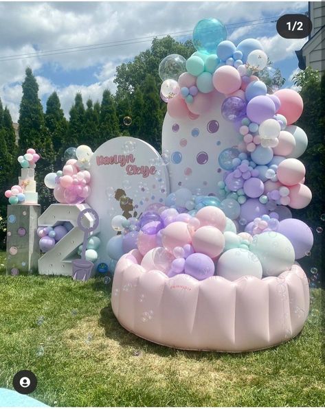 Bubble Party Theme, Kids Party Rentals, Bubble Birthday Parties, Bubble Birthday, Bubble House, Bubble Party, Kids Bubbles, Space Birthday Party, Summer Birthday Party