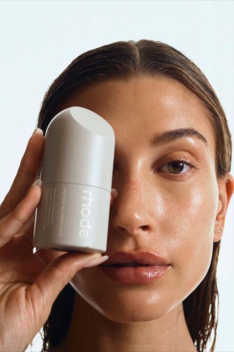 Rhode Skin, Celebrity Skin Care, Skin Essentials, Skin Care Brands, Skin Routine, Glass Skin, Hailey Bieber, Skin Care Essentials, Seville