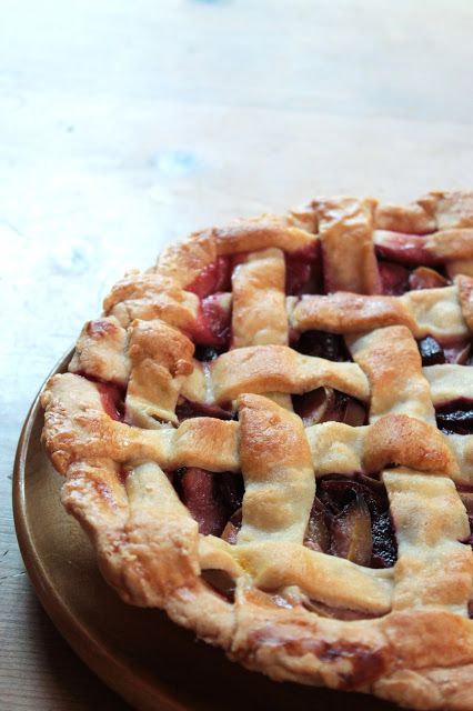 Apple Cherry Pie Recipe, Cherry Apple Pie Recipe, Cherry Apple Pie, Apple Cherry Pie, Bbq Hot Dogs, Cherry Pie Recipe, Cherry Apple, Family Bbq, July Fourth