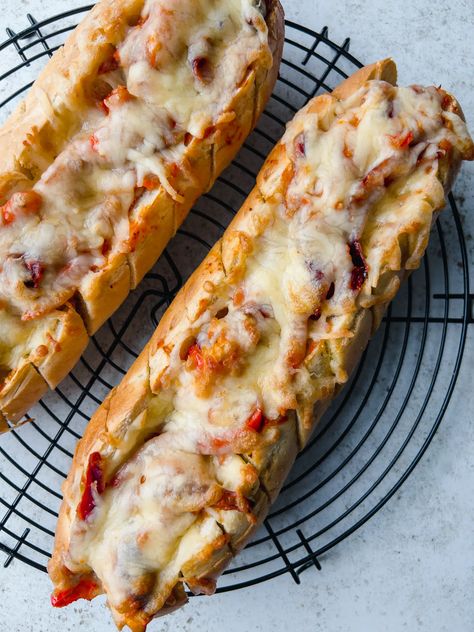 Cheesy Chicken Garlic Bread  - Together to Eat - Family Meals Baguette Meals Dinners, Garlic Bread Meatball Sandwich, Bbq Chicken Garlic Bread, Meals With Baguettes, Baguette Meal Ideas, Chicken Bread Roll, Recipes With Baguette Bread, Chicken Subs Recipes, Chicken Alfredo Garlic Bread Recipe