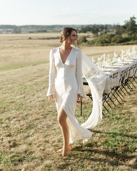 Cream Satin Dress, Shona Joy La Lune, Shona Joy Dress, Martha Weddings, Elopement Dress, Shona Joy, A Dream Come True, Wedding Mood, Modest Wedding Dresses