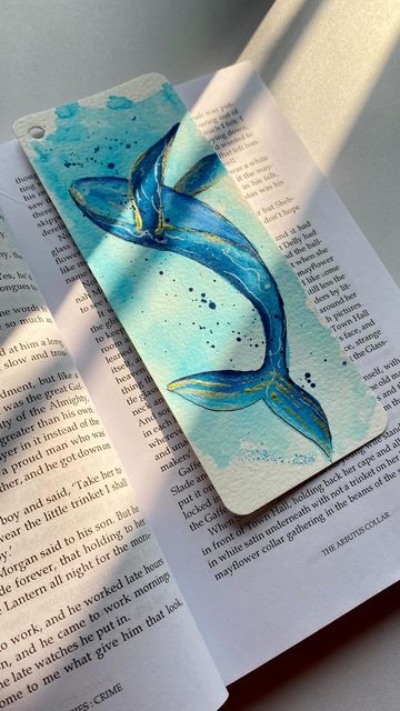 Book Mark Art Ideas, Book Marks Aesthetic Easy, Painting Ideas For Bookmarks, Bookmarks Inspired By Books, Bookmark Watercolor Painting, Art Bookmark Ideas, Watercolor Paintings Bookmarks, Bookmark Art Ideas, Cool Bookmark Ideas