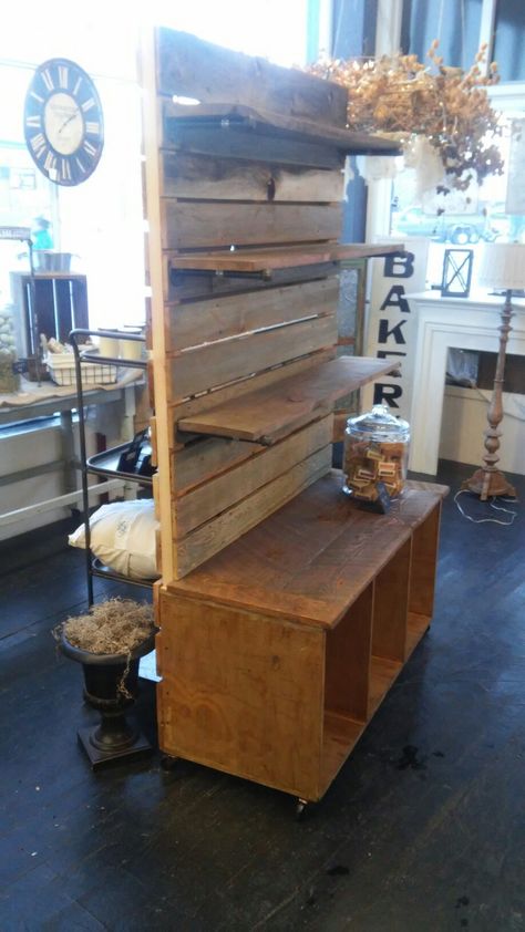 Rolling slat wall apothacary cabinet @vintagecottage5 Vendor Booth Display Walls, Slat Wall Display Retail, Retail Slat Wall Ideas Display, Antique Booth Wall Ideas, Pallet Display Ideas Retail, Rustic Store Displays, Consignment Shop Ideas, Diy Display Shelves, Consignment Store Displays