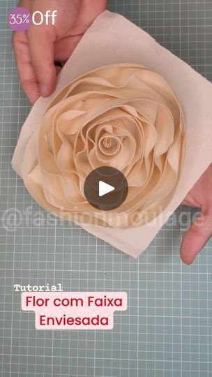 Flower Draping Dress, Fabric Flowers On Dress, How To Make Big Flowers, Fashion Moulage, Moulage Draping, Dress Draping, Draping Dress, Wedding Guest Outfit Spring, Fashion Draping