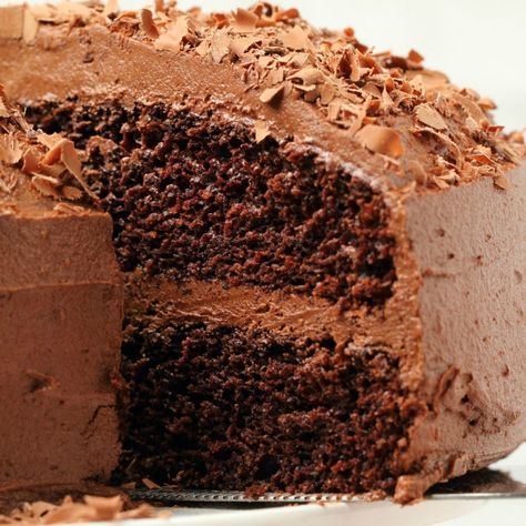 The Best Vegan Chocolate Cake by Alison Andrews #sweetrecipes Protein Cake Recipe, Best Vegan Chocolate Cake, Honeycomb Cake, Best Brownie Recipe, Protein Cake, Bean Cakes, Vegan Chocolate Cake, Brownie Toppings, Best Brownies