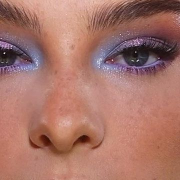 Pop Of Color Makeup Looks, Fun Eye Looks, Purple Bridal Makeup, Purple Blue Makeup, Purple Hair Makeup, Blue Purple Eyeshadow, Purple Makeup Ideas, Colourful Eye Makeup, Purple Eye Look