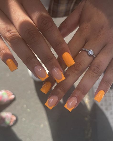 Orange Square Nails Short, Short Color French Tip Acrylic Nails, Orange Nail Inspo Short, Short Orange French Tip, Cute Orange Nails Short, Orange Short Nails Ideas, Orange Short Nail Designs, Short Orange French Tip Nails, Orange Nails Acrylic Design